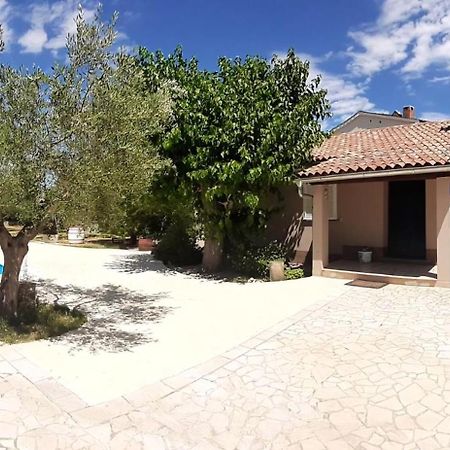 Ferienhaus Aqua Mit Pool Jadreski Екстер'єр фото